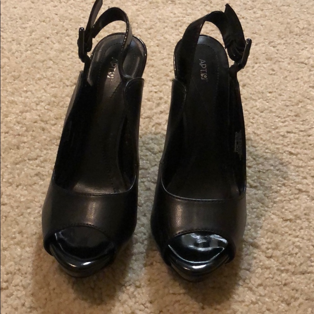 sling back heel